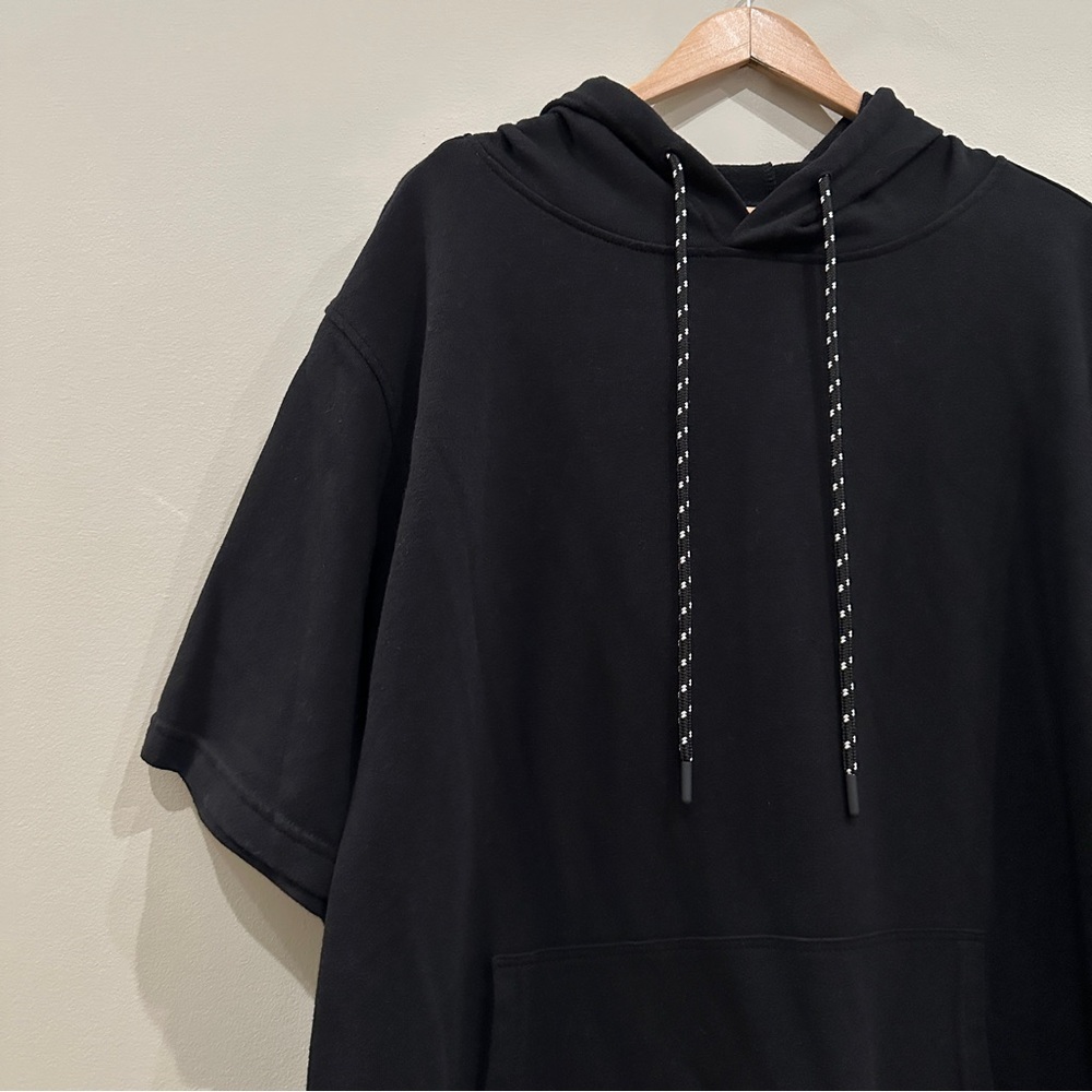 No boundaries 2XL short sleeve hoodie